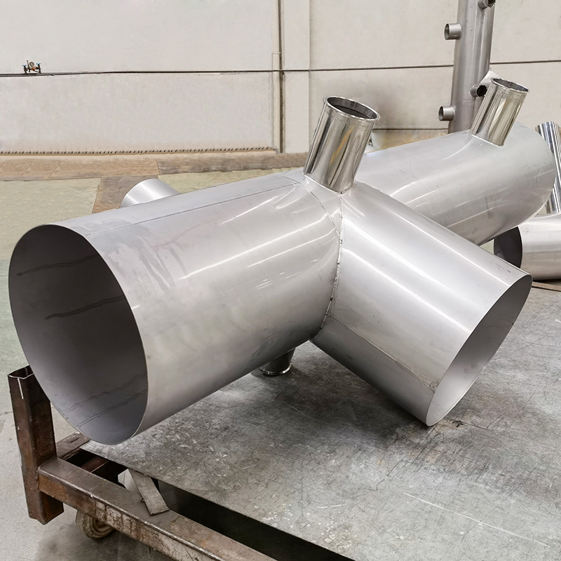A 3-way duct splitter 