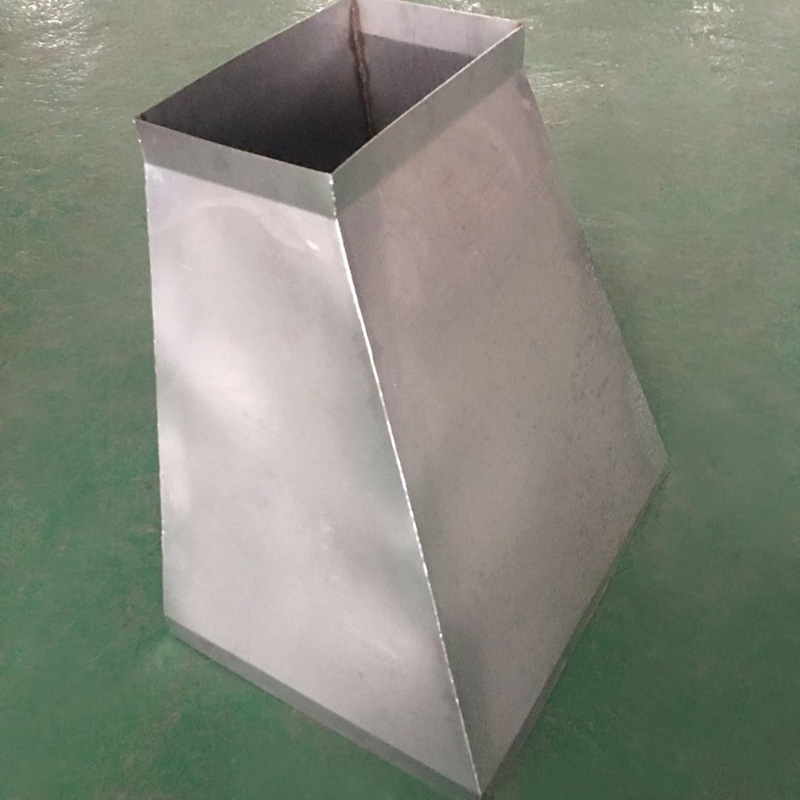 duct reducer or increaser 
