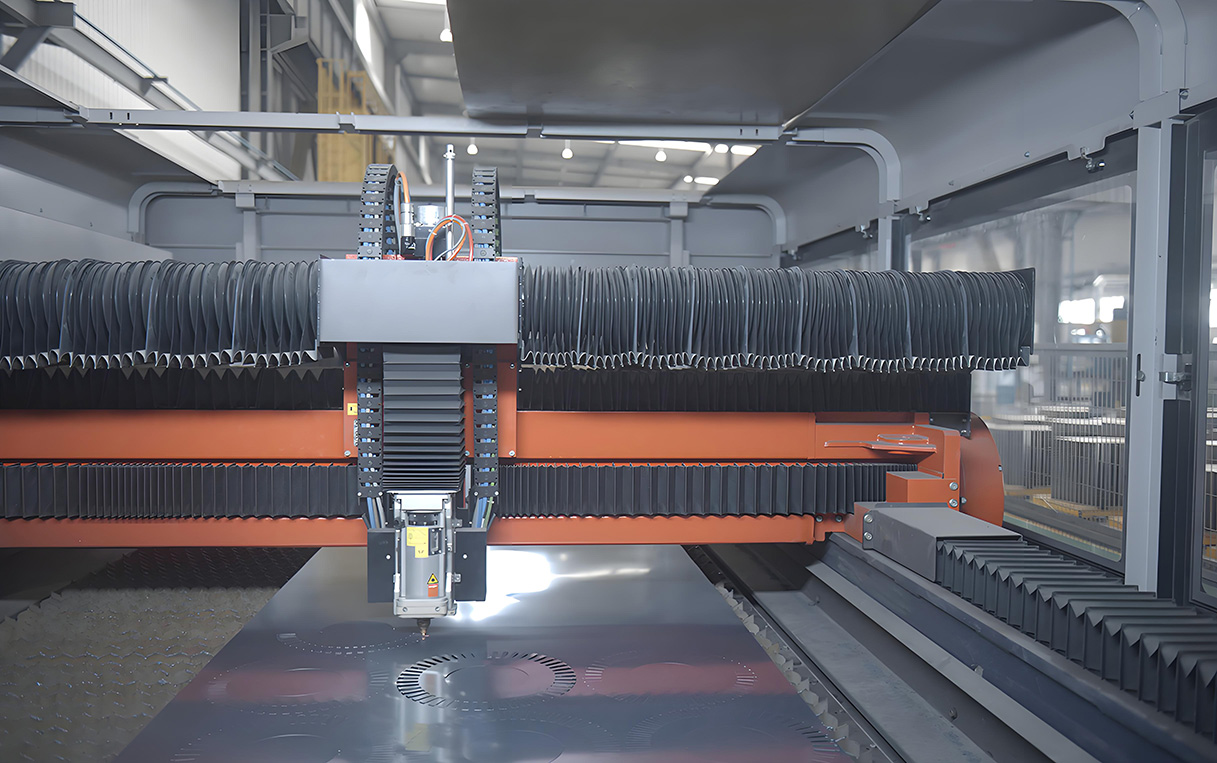 Laser cutting machine